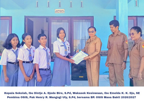 Upacara Bendera dan Pelantikan Badan Pengurus OSIS SMA Neger