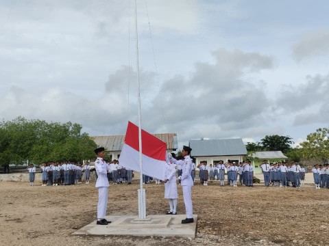 Semangat Kepahlawanan Membara di SMA Negeri 1 Sabu Tengah