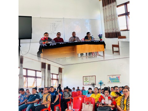 Pertemuan MKKS Bahas OSOP, FLS3N, dan OSN di SMAN 1 Sabu Bar